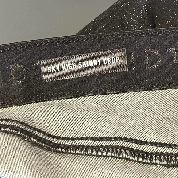Torrid Premium Sky High Black Sparkle Shimmer Skinny Crop Jeggings Size 16 Short - Picture 8 of 13